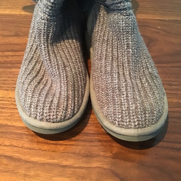 Ugg Australia Gray Classic Cardy Sweater Knit Fold Over 3 Button Tall Boots 10 - Picture 2 of 5